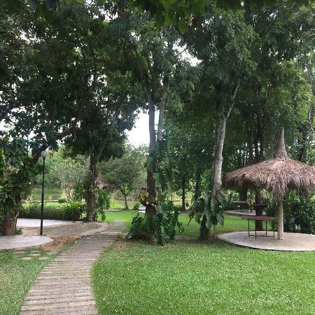 Lampang Resort Exterior photo